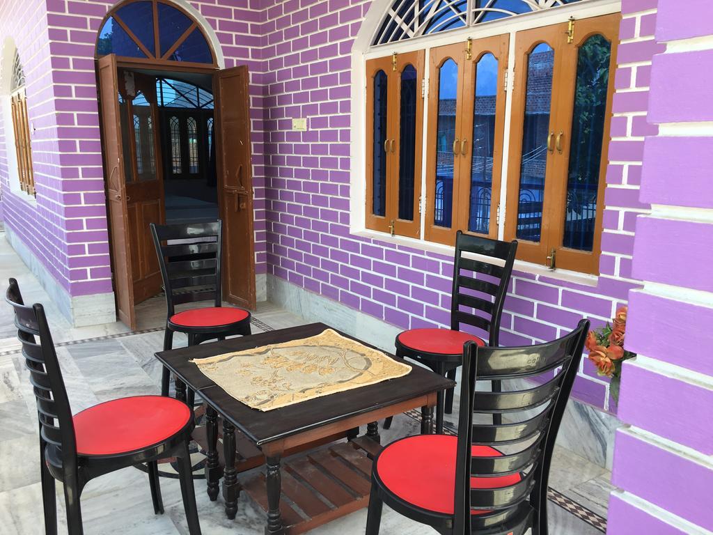 Guest house Srishti Shelter