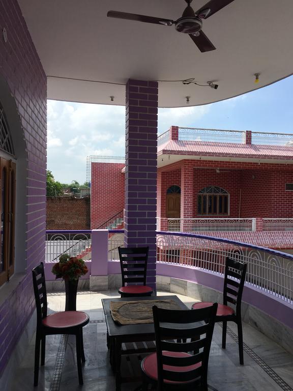 Srishti Shelter 3* Varanasi